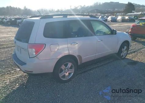 2010 Subaru Forester 2.5X Premium z USA, uszkodzony, nr VIN JF2SH6CC1AH800000